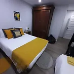 Pensjonat Casa Pirosa2 *